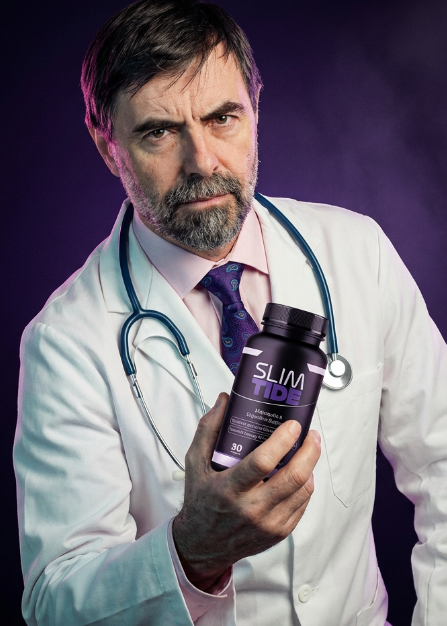 Doctor holding SlimTide